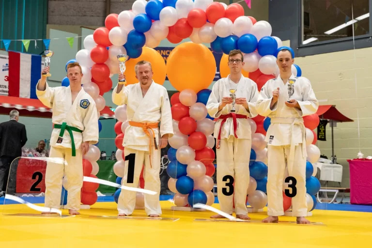 Alex Huszti Baiatul cu Sindrom Down la Judo