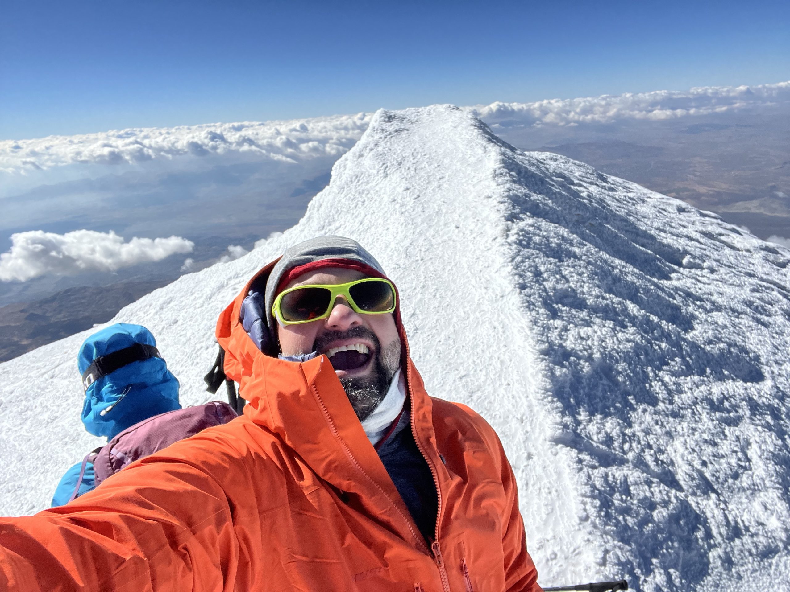 Norris Măgeanu a cucerit vârful Ararat și a ajuns până la 5.500 metri pe Chimborazo
